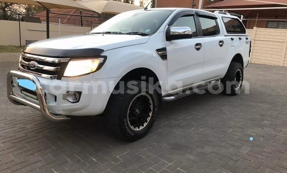 Buy Used Ford Ranger White Car in Beitbridge in Matabeleland South Buy Used Ford Ranger White Car in Beitbridge in Matabeleland South