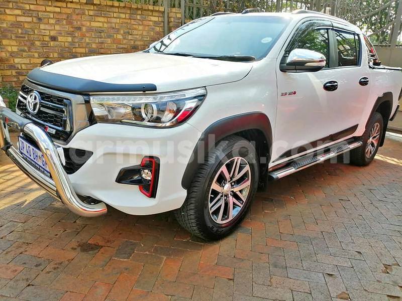 Big with watermark toyota hilux matabeleland south beitbridge 17143