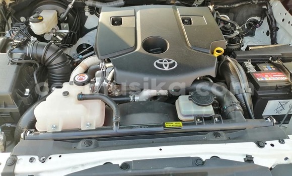 Tenga Tsaru Toyota Hilux Chena Mota in Beitbridge in Matabeleland South Tenga Tsaru Toyota Hilux Chena Mota in Beitbridge in Matabeleland South