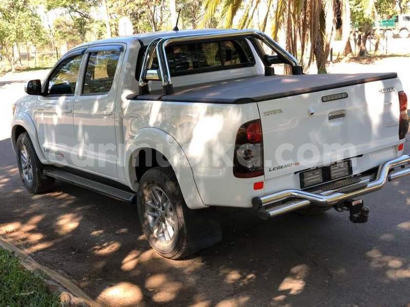 Big with watermark toyota hilux matabeleland south beitbridge 17152