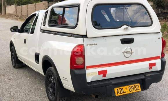 Acheter Occasion Voiture Opel Corsa Blanc à Beitbridge, Matabeleland South Acheter Occasion Voiture Opel Corsa Blanc à Beitbridge, Matabeleland South