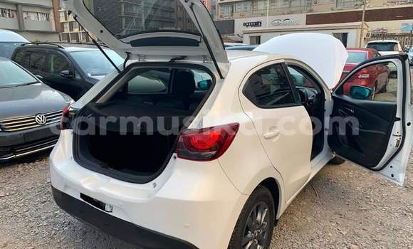 Buy Used Mazda Demio White Car in Beitbridge in Matabeleland South Buy Used Mazda Demio White Car in Beitbridge in Matabeleland South