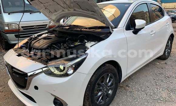 Buy Used Mazda Demio White Car in Beitbridge in Matabeleland South Buy Used Mazda Demio White Car in Beitbridge in Matabeleland South
