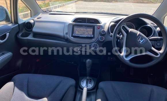 Buy Used Honda Fit Silver Car in Beitbridge in Matabeleland South Buy Used Honda Fit Silver Car in Beitbridge in Matabeleland South