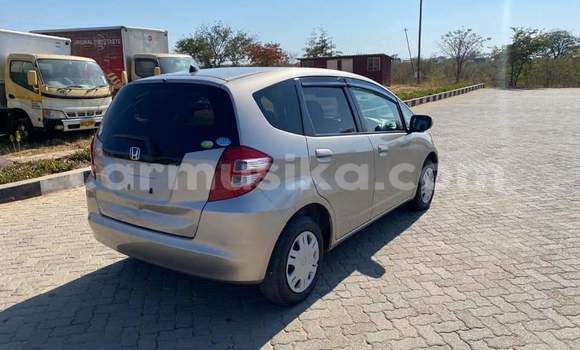 Buy Used Honda Fit Silver Car in Beitbridge in Matabeleland South Buy Used Honda Fit Silver Car in Beitbridge in Matabeleland South