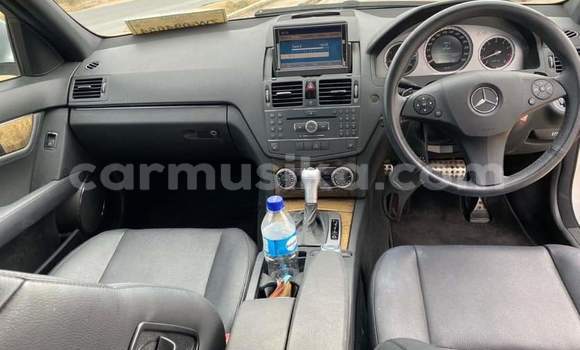 Tenga Tsaru Mercedes‒Benz C–Class Sirivha Mota in Beitbridge in Matabeleland South Tenga Tsaru Mercedes‒Benz C–Class Sirivha Mota in Beitbridge in Matabeleland South