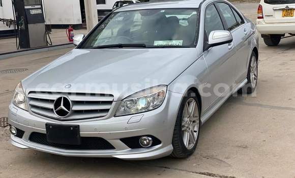 Tenga Tsaru Mercedes‒Benz C–Class Sirivha Mota in Beitbridge in Matabeleland South Tenga Tsaru Mercedes‒Benz C–Class Sirivha Mota in Beitbridge in Matabeleland South