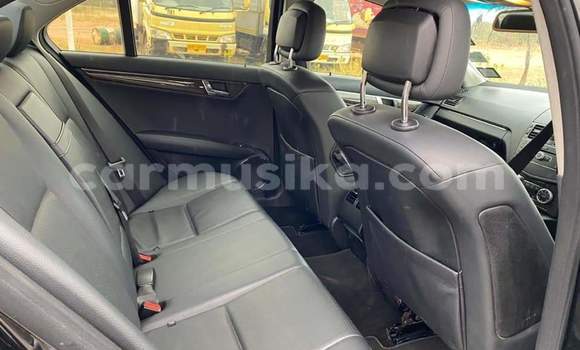 Tenga Tsaru Mercedes‒Benz C–Class Nhema Mota in Beitbridge in Matabeleland South Tenga Tsaru Mercedes‒Benz C–Class Nhema Mota in Beitbridge in Matabeleland South