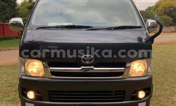 Tenga Tsaru Toyota Hilux Nhema Mota in Beitbridge in Matabeleland South Tenga Tsaru Toyota Hilux Nhema Mota in Beitbridge in Matabeleland South