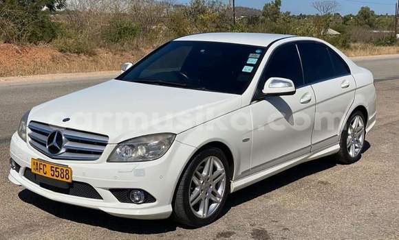 Buy Used Mercedes‒Benz C–Class White Car in Harare in Harare