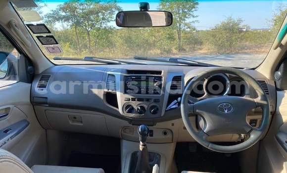 Tenga Tsaru Toyota Fortuner Zvimwe Mota in Beitbridge in Matabeleland South Tenga Tsaru Toyota Fortuner Zvimwe Mota in Beitbridge in Matabeleland South
