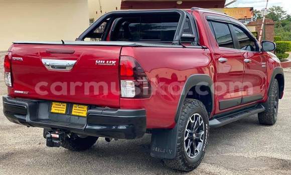 Buy Used Toyota Hilux Red Car in Beitbridge in Matabeleland South Buy Used Toyota Hilux Red Car in Beitbridge in Matabeleland South