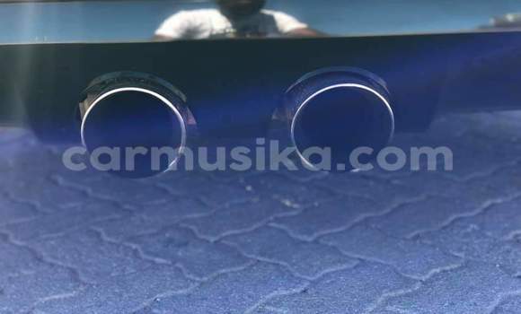 Tenga Tsaru Volkswagen Golf R Tsvuku Mota in Beitbridge in Matabeleland South Tenga Tsaru Volkswagen Golf R Tsvuku Mota in Beitbridge in Matabeleland South