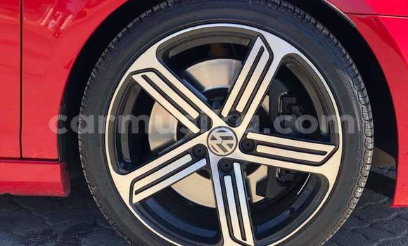 Tenga Tsaru Volkswagen Golf R Tsvuku Mota in Beitbridge in Matabeleland South Tenga Tsaru Volkswagen Golf R Tsvuku Mota in Beitbridge in Matabeleland South