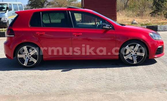 Tenga Tsaru Volkswagen Golf R Tsvuku Mota in Beitbridge in Matabeleland South Tenga Tsaru Volkswagen Golf R Tsvuku Mota in Beitbridge in Matabeleland South
