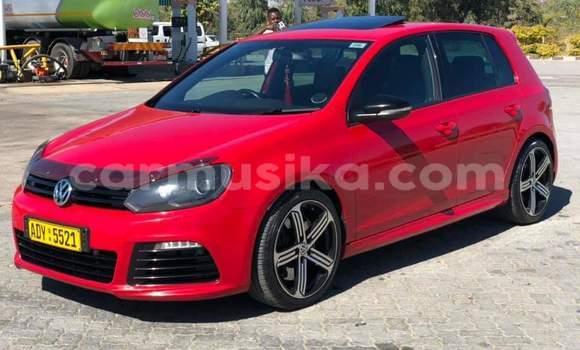 Tenga Tsaru Volkswagen Golf R Tsvuku Mota in Beitbridge in Matabeleland South Tenga Tsaru Volkswagen Golf R Tsvuku Mota in Beitbridge in Matabeleland South