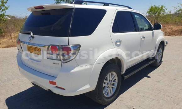 Tenga Tsaru Toyota Fortuner Chena Mota in Beitbridge in Matabeleland South Tenga Tsaru Toyota Fortuner Chena Mota in Beitbridge in Matabeleland South