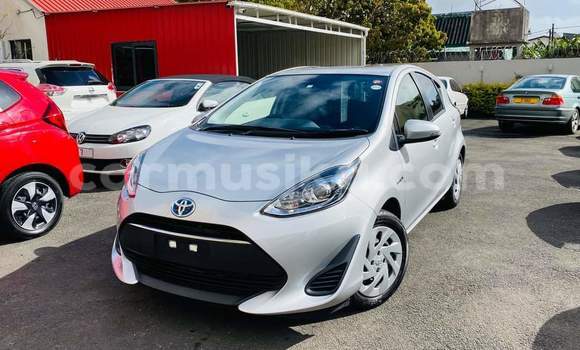 Buy Used Toyota Aqua Silver Car in Beitbridge in Matabeleland South