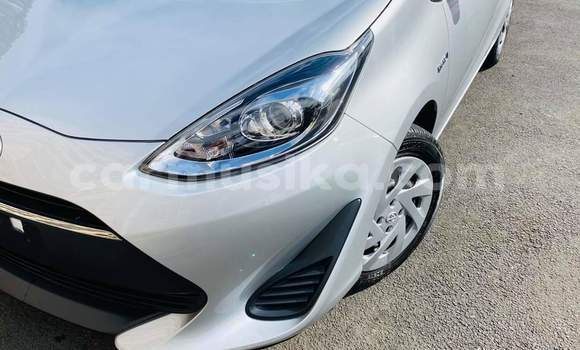 Buy Used Toyota Aqua Silver Car in Beitbridge in Matabeleland South Buy Used Toyota Aqua Silver Car in Beitbridge in Matabeleland South