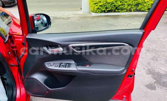 Tenga Tsaru Honda Fit Tsvuku Mota in Beitbridge in Matabeleland South Tenga Tsaru Honda Fit Tsvuku Mota in Beitbridge in Matabeleland South