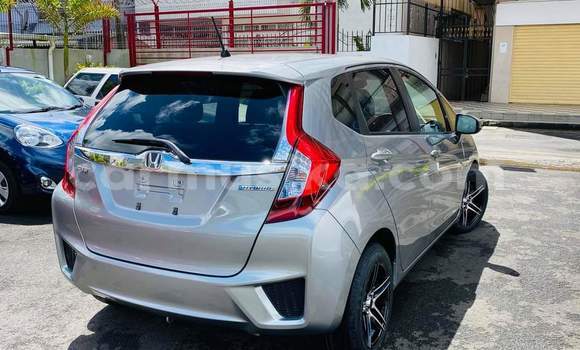 Buy Used Honda Fit Silver Car in Beitbridge in Matabeleland South Buy Used Honda Fit Silver Car in Beitbridge in Matabeleland South