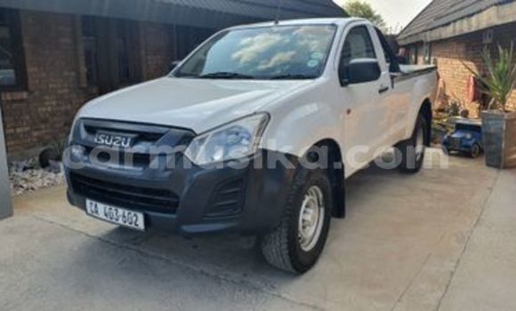 Buy Used Isuzu KB White Car in Beitbridge in Matabeleland South Buy Used Isuzu KB White Car in Beitbridge in Matabeleland South