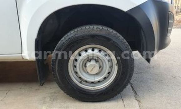 Buy Used Isuzu KB White Car in Beitbridge in Matabeleland South Buy Used Isuzu KB White Car in Beitbridge in Matabeleland South