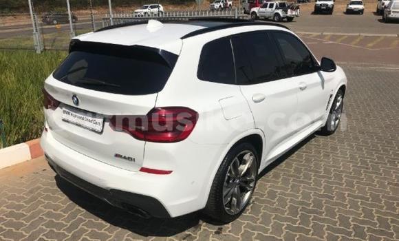 Acheter Occasion Voiture BMW X3 Blanc à Beitbridge, Matabeleland South Acheter Occasion Voiture BMW X3 Blanc à Beitbridge, Matabeleland South