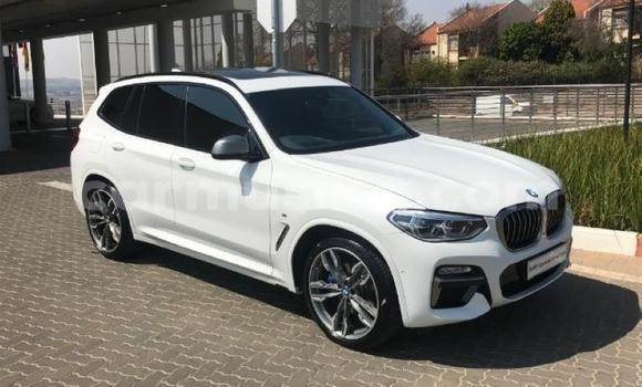 Acheter Occasion Voiture BMW X3 Blanc à Beitbridge, Matabeleland South Acheter Occasion Voiture BMW X3 Blanc à Beitbridge, Matabeleland South