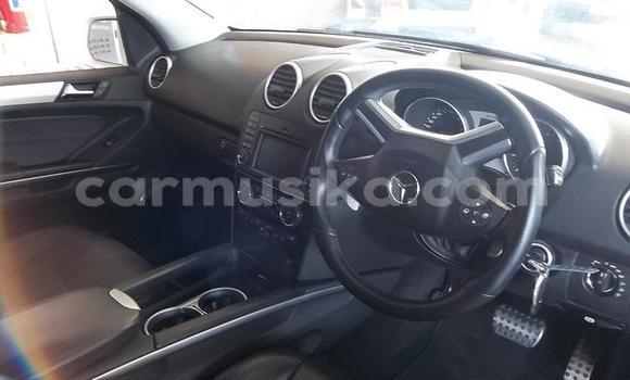 Acheter Occasion Voiture Mercedes‒Benz ML–Class Blanc à Beitbridge, Matabeleland South Acheter Occasion Voiture Mercedes‒Benz ML–Class Blanc à Beitbridge, Matabeleland South