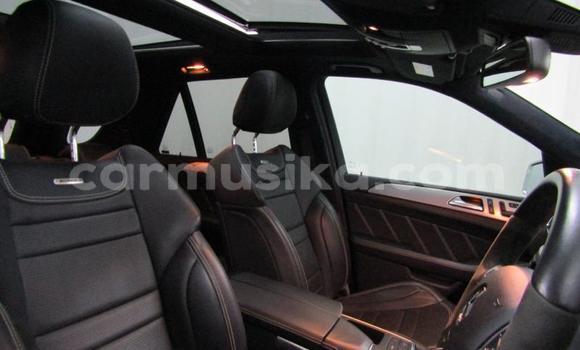 Acheter Occasion Voiture Mercedes‒Benz ML–Class Blanc à Beitbridge, Matabeleland South Acheter Occasion Voiture Mercedes‒Benz ML–Class Blanc à Beitbridge, Matabeleland South