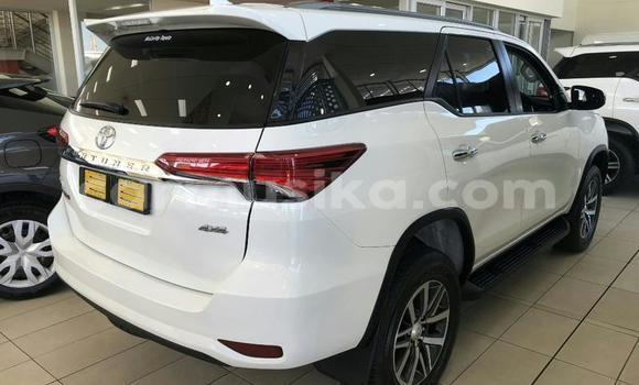 Tenga Tsaru Toyota Fortuner Chena Mota in Harare in Harare Tenga Tsaru Toyota Fortuner Chena Mota in Harare in Harare