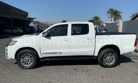 Buy Used Toyota Hilux White Car in Beitbridge in Matabeleland South Buy Used Toyota Hilux White Car in Beitbridge in Matabeleland South