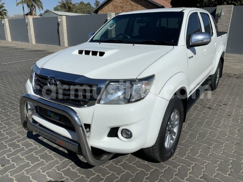 Big with watermark toyota hilux matabeleland south beitbridge 17240