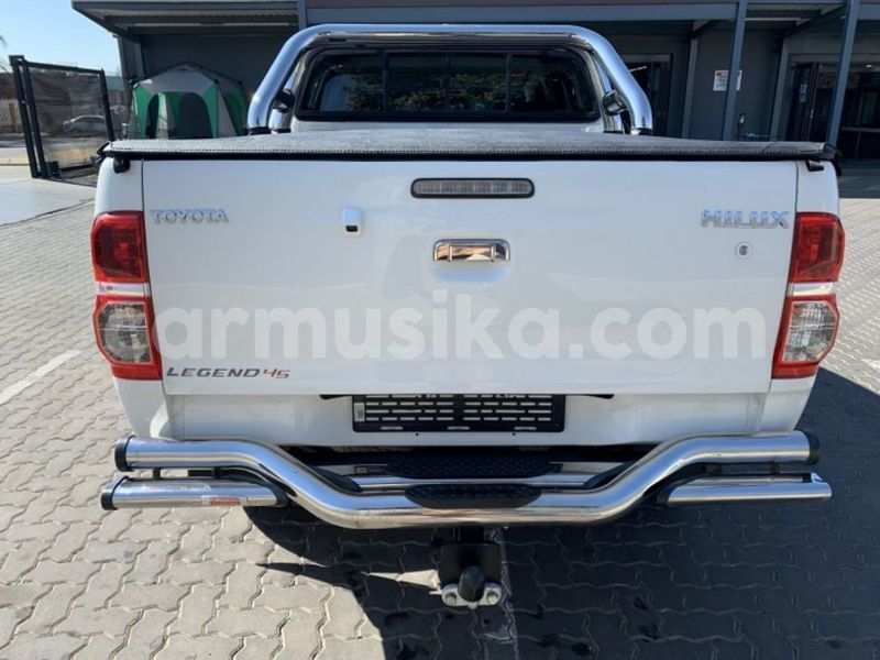 Big with watermark toyota hilux matabeleland south beitbridge 17240