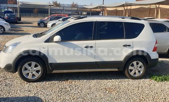 Buy Used Nissan Livina White Car in Borrowdale in Harare Buy Used Nissan Livina White Car in Borrowdale in Harare