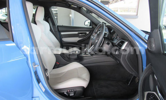 Nunua Ilio tumika BMW M3 Bluu Gari ndani ya Beitbridge nchini Matabeleland Kusini Nunua Ilio tumika BMW M3 Bluu Gari ndani ya Beitbridge nchini Matabeleland Kusini