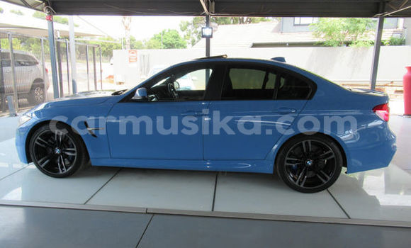 Nunua Ilio tumika BMW M3 Bluu Gari ndani ya Beitbridge nchini Matabeleland Kusini Nunua Ilio tumika BMW M3 Bluu Gari ndani ya Beitbridge nchini Matabeleland Kusini