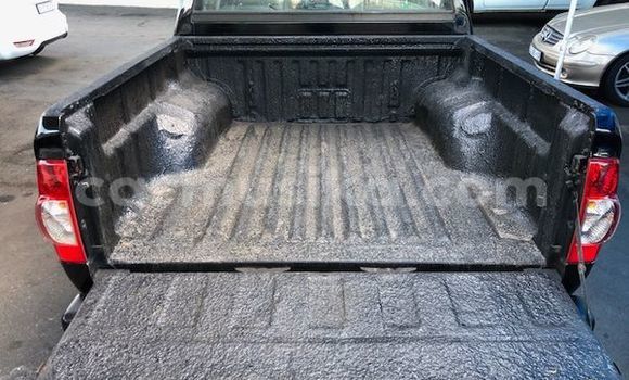 Nunua Ilio tumika Isuzu KB Nyeusi Gari ndani ya Beitbridge nchini Matabeleland Kusini Nunua Ilio tumika Isuzu KB Nyeusi Gari ndani ya Beitbridge nchini Matabeleland Kusini