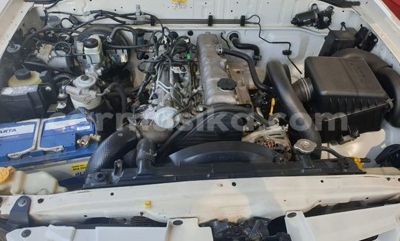 Buy Used Mazda BT-50 White Car in Beitbridge in Matabeleland South Buy Used Mazda BT-50 White Car in Beitbridge in Matabeleland South