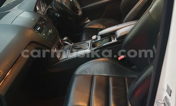 Buy Used Mercedes‒Benz C-klasse White Car in Beitbridge in Matabeleland South Buy Used Mercedes‒Benz C-klasse White Car in Beitbridge in Matabeleland South