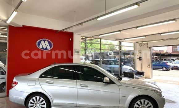 Tenga Tsaru Mercedes‒Benz C–Class Sirivha Mota in Beitbridge in Matabeleland South Tenga Tsaru Mercedes‒Benz C–Class Sirivha Mota in Beitbridge in Matabeleland South