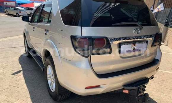 Buy Used Toyota Fortuner Silver Car in Beitbridge in Matabeleland South Buy Used Toyota Fortuner Silver Car in Beitbridge in Matabeleland South