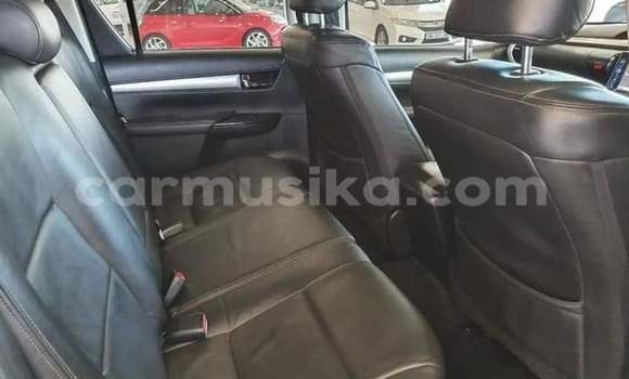 Tenga Tsaru Toyota Hilux Sirivha Mota in Beitbridge in Matabeleland South Tenga Tsaru Toyota Hilux Sirivha Mota in Beitbridge in Matabeleland South