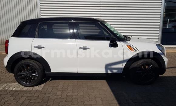Buy Used MINI Cooper White Car in Borrowdale in Harare Buy Used MINI Cooper White Car in Borrowdale in Harare