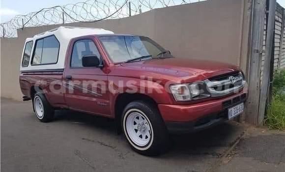 Nunua Ilio tumika Toyota Hilux Nyeupe Gari ndani ya Beitbridge nchini Matabeleland Kusini
