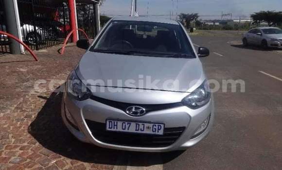 Buy Used Hyundai i20 Silver Car in Beitbridge in Matabeleland South Buy Used Hyundai i20 Silver Car in Beitbridge in Matabeleland South