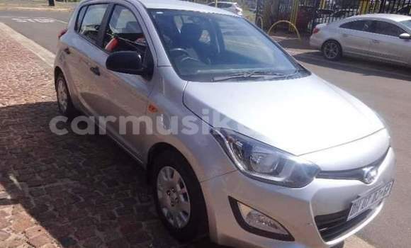 Buy Used Hyundai i20 Silver Car in Beitbridge in Matabeleland South Buy Used Hyundai i20 Silver Car in Beitbridge in Matabeleland South
