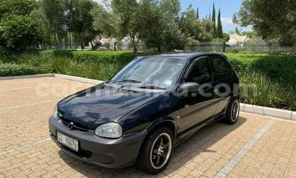 Nunua Ilio tumika Opel Corsa Nyeusi Gari ndani ya Beitbridge nchini Matabeleland Kusini