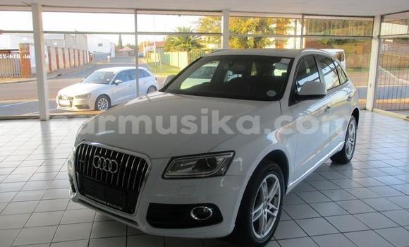 Tenga Tsaru Audi Q5 Chena Mota in Harare in Harare Tenga Tsaru Audi Q5 Chena Mota in Harare in Harare